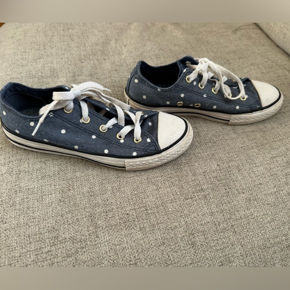 CONVERSE All-Stars Lo-Top Madison Polka Dot Sneakers Size 2 - Picture 3 of 7